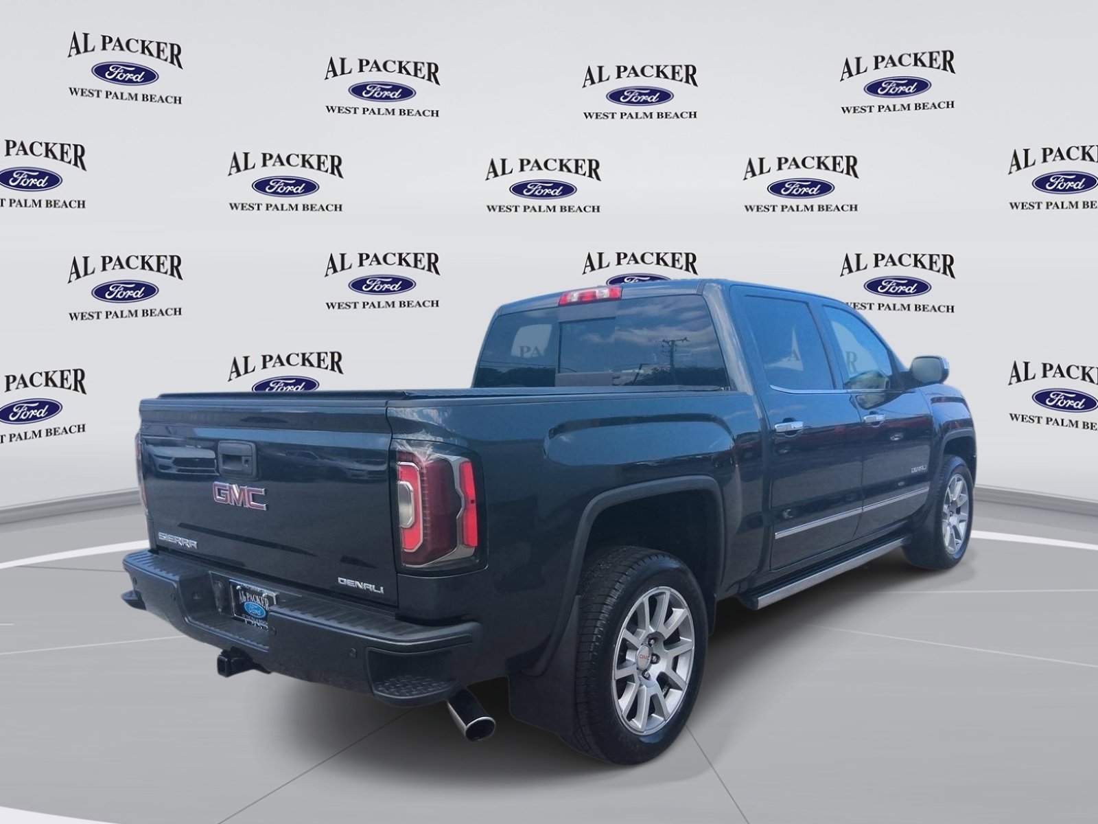 Used 2017 GMC Sierra 1500 Denali w/ Denali Ultimate Package AWD/4WD image 5
