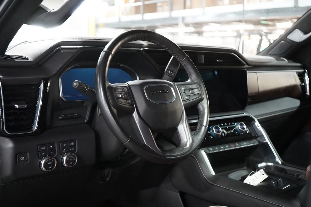 Used 2025 GMC Sierra 2500 Denali Ultimate w/ LPO, GMC Protection Package AWD/4WD image 15