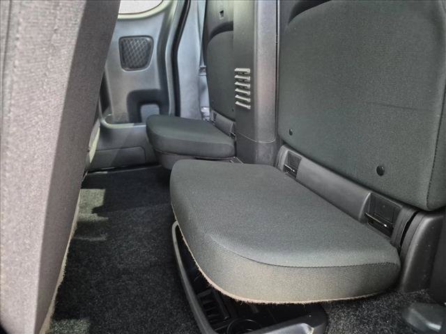 Used 2024 Nissan Frontier S w/ S Utility Package RWD image 17
