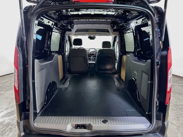 Certified 2023 Ford Transit Connect XLT FWD image 10