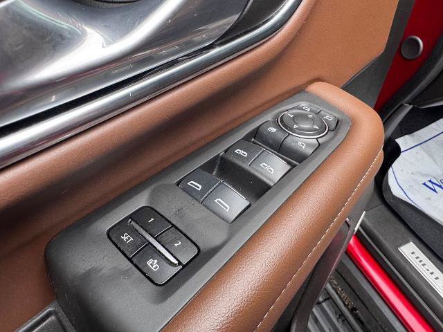 Used 2024 Chevrolet Tahoe High Country AWD/4WD image 20