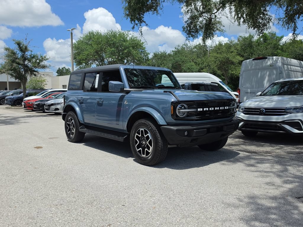 Certified 2025 Ford Bronco Outer Banks AWD/4WD image 2