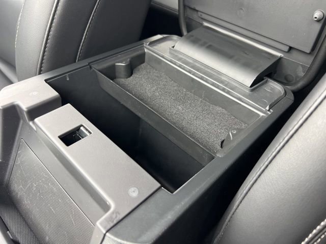 Certified 2023 Ford Explorer XLT w/ Equipment Group 202A image 18