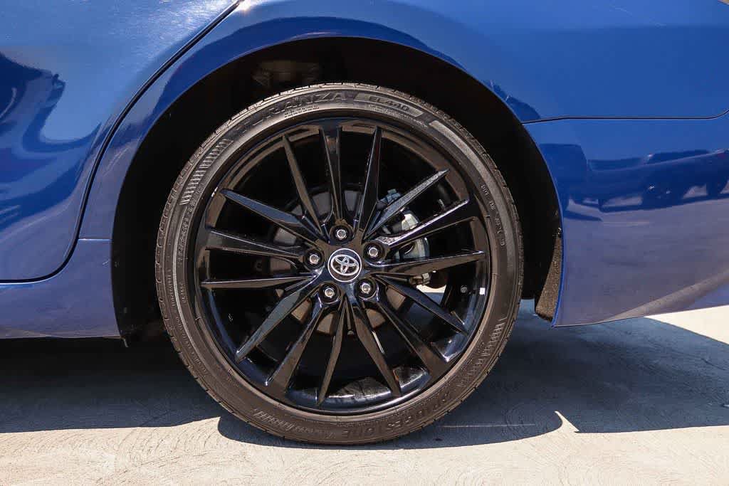 Used 2023 Toyota Camry XSE FWD image 10