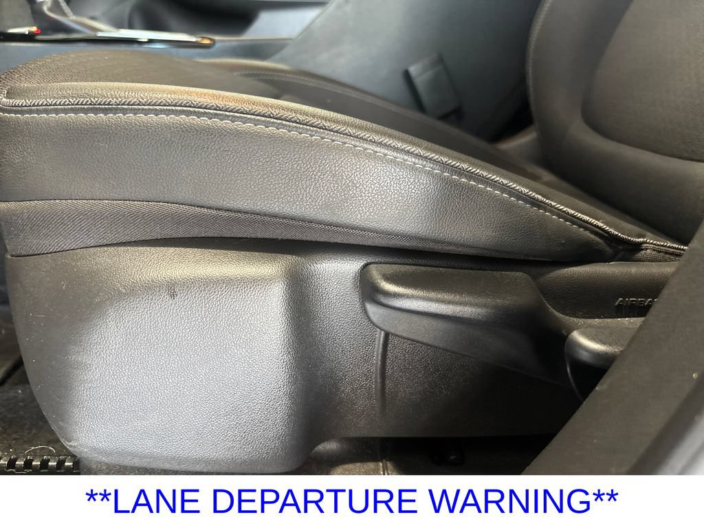 Used 2025 Buick Encore GX Preferred FWD image 21