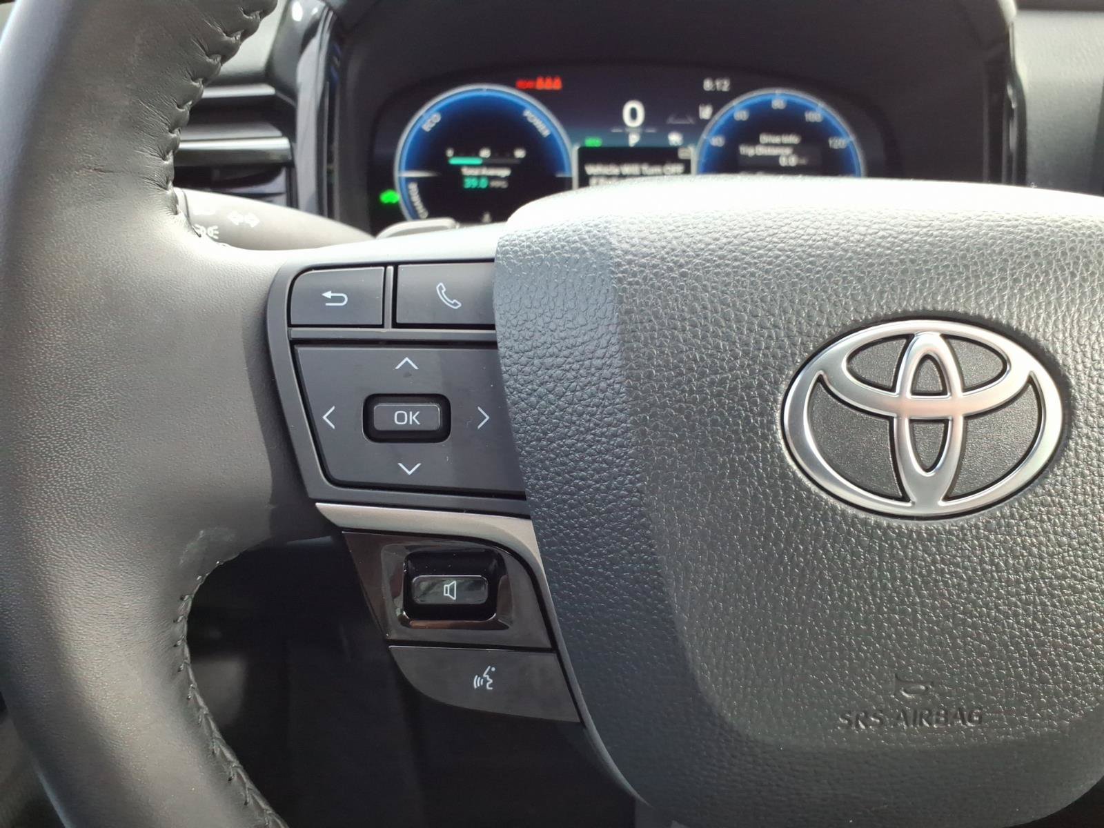 Used 2025 Toyota Camry XSE FWD image 17