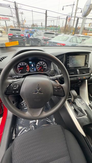 Used 2022 Mitsubishi Eclipse Cross ES image 13