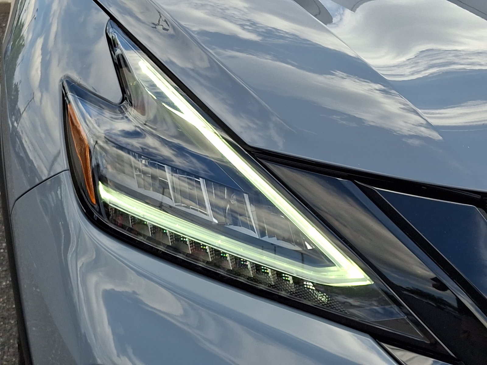 Used 2022 Nissan Murano SV w/ SV Midnight Edition Package FWD image 9