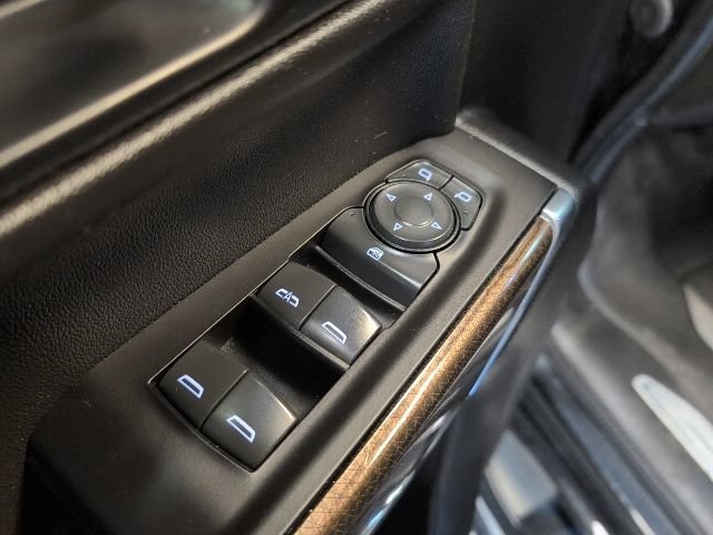Used 2022 Chevrolet Silverado 1500 LT w/ Fleet Comfort Package AWD/4WD image 10