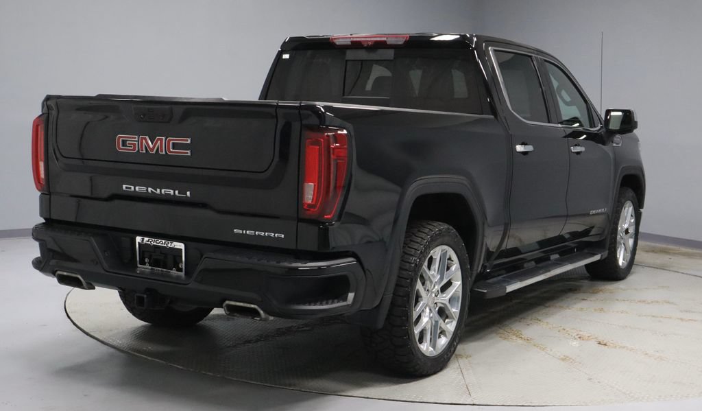 Used 2022 GMC Sierra 1500 Denali w/ Technology Package AWD/4WD image 11