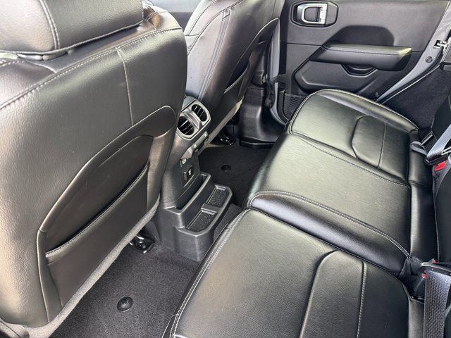 Used 2023 Jeep Wrangler Unlimited Sahara w/ Cold Weather Group image 17