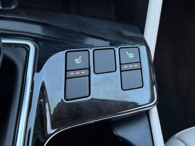 Used 2025 Kia Sportage EX FWD image 9