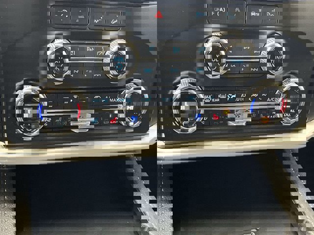 Certified 2024 Ford Expedition Max XLT image 27