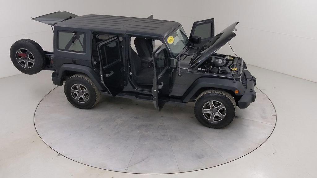 Used 2017 Jeep Wrangler Unlimited Willys image 44