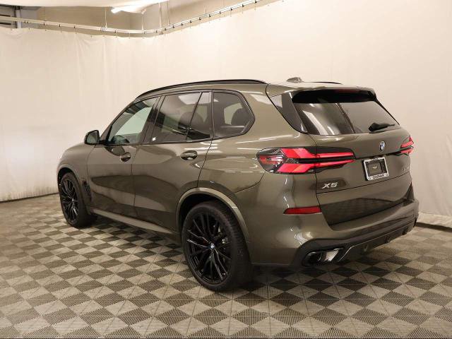 Used 2024 BMW X5 xDrive40i w/ M Sport Package image 9