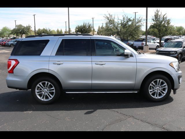 Certified 2020 Ford Expedition XLT w/ Equipment Group 202A AWD/4WD image 4