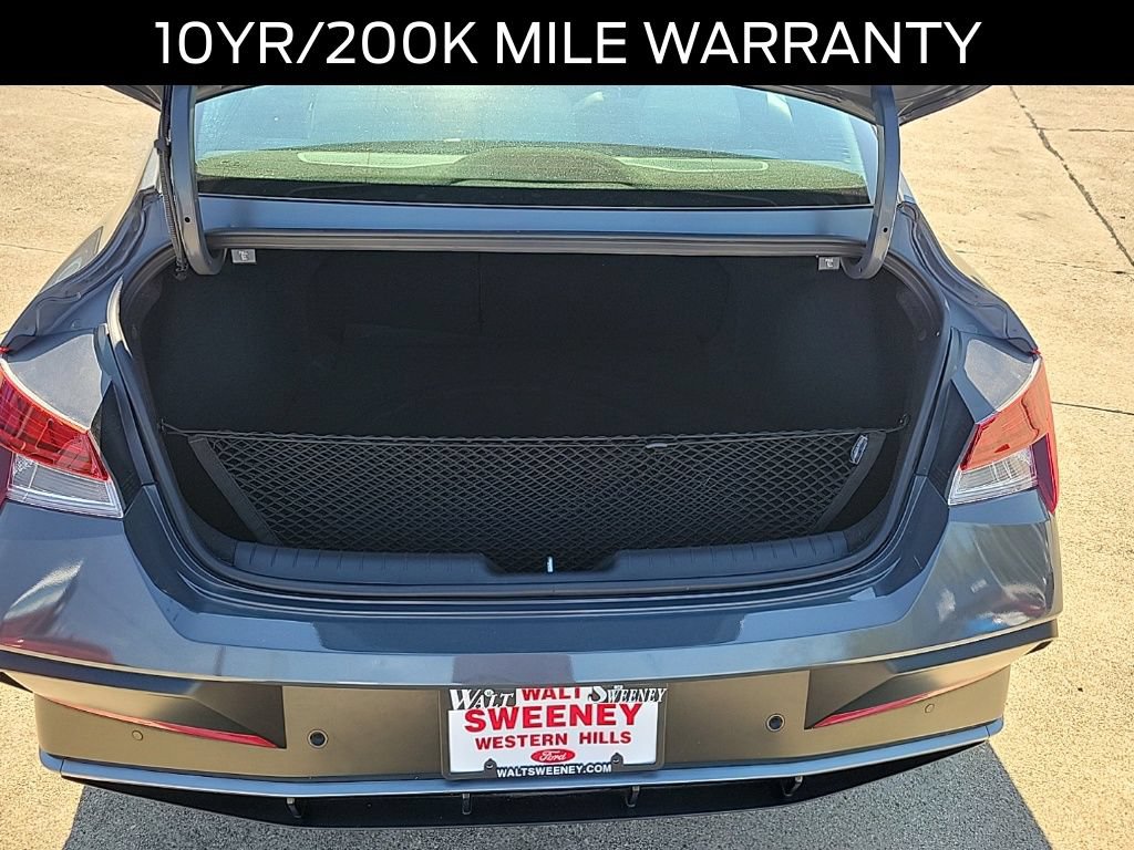 Used 2024 Hyundai Elantra Limited FWD image 6