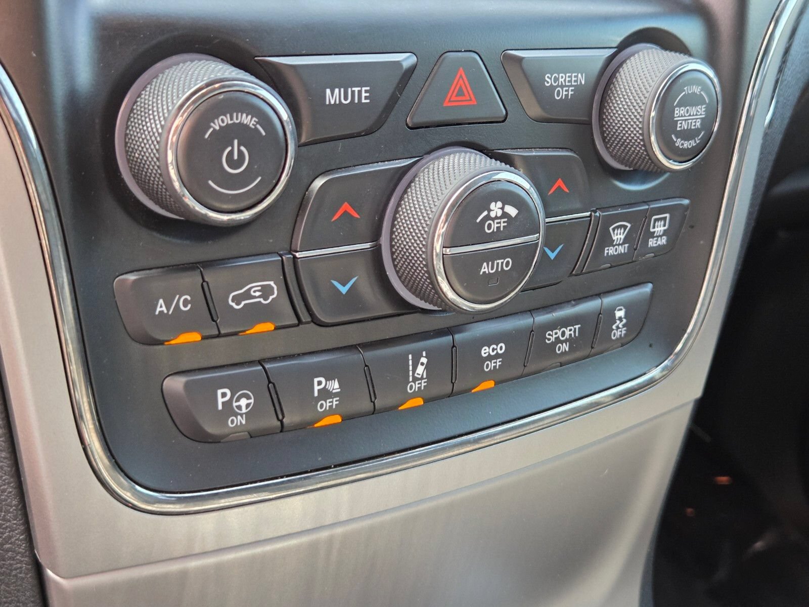 Used 2018 Jeep Grand Cherokee High Altitude AWD/4WD image 23