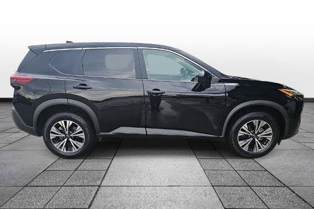 Used 2023 Nissan Rogue SV FWD image 4