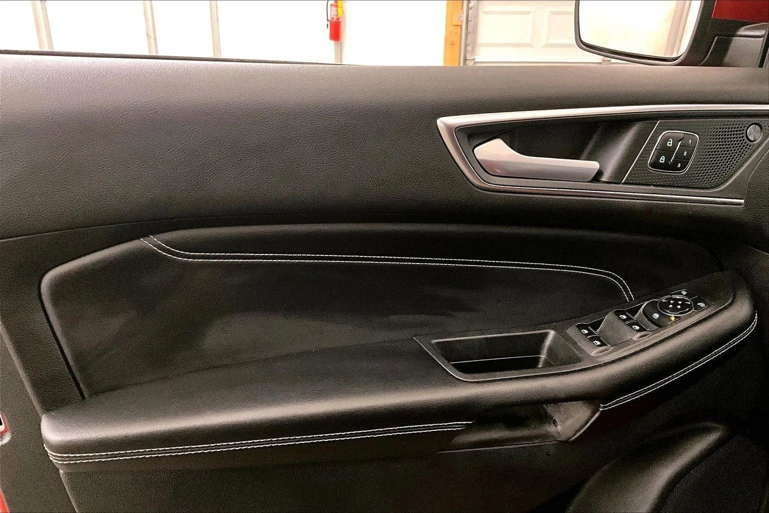 Certified 2023 Ford Edge Titanium image 22