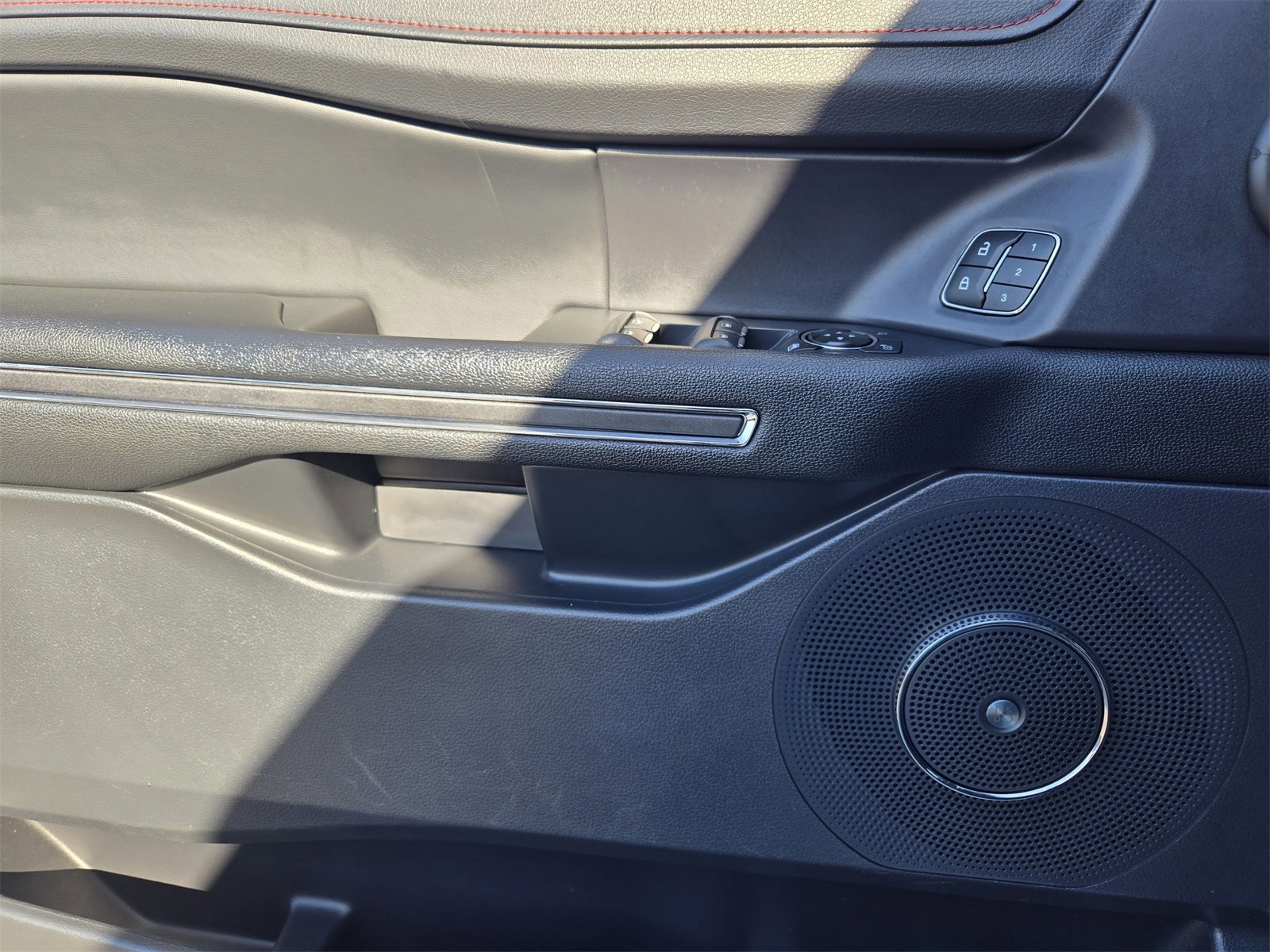 Certified 2022 Ford Expedition Limited image 21