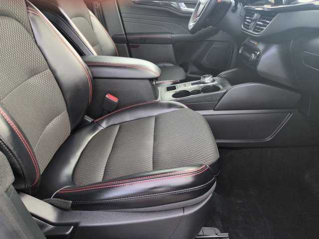 Certified 2025 Ford Escape ST-Line w/ Equipment Group 301A image 21