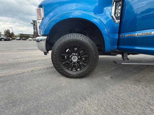Certified 2020 Ford F350 Lariat w/ Tremor Off-Road Package AWD/4WD image 26
