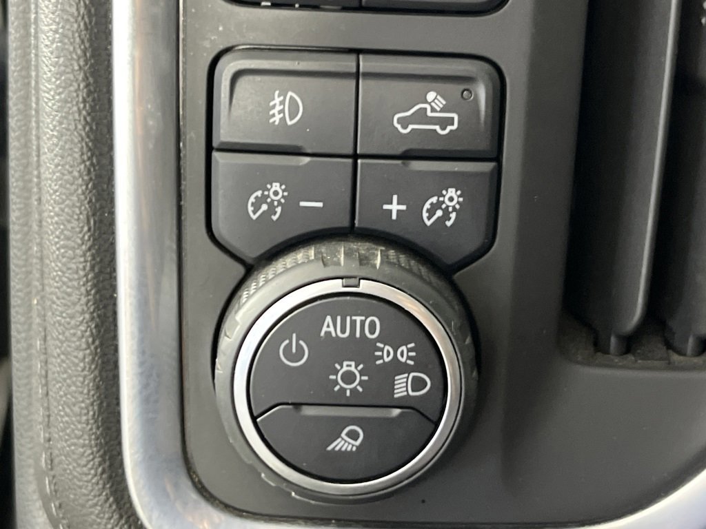 Used 2021 Chevrolet Silverado 1500 High Country w/ Technology Package image 24