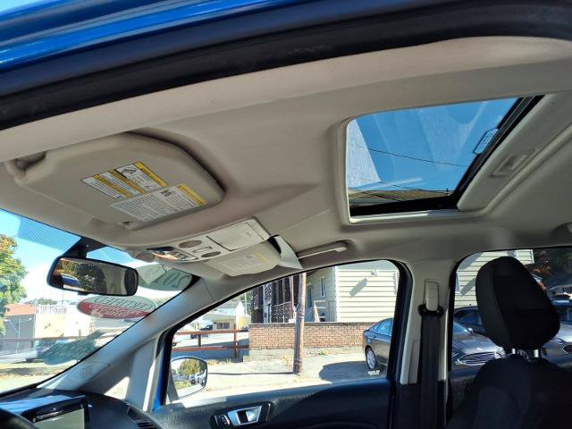 Certified 2019 Ford EcoSport SE w/ SE Convenience Package AWD/4WD image 12