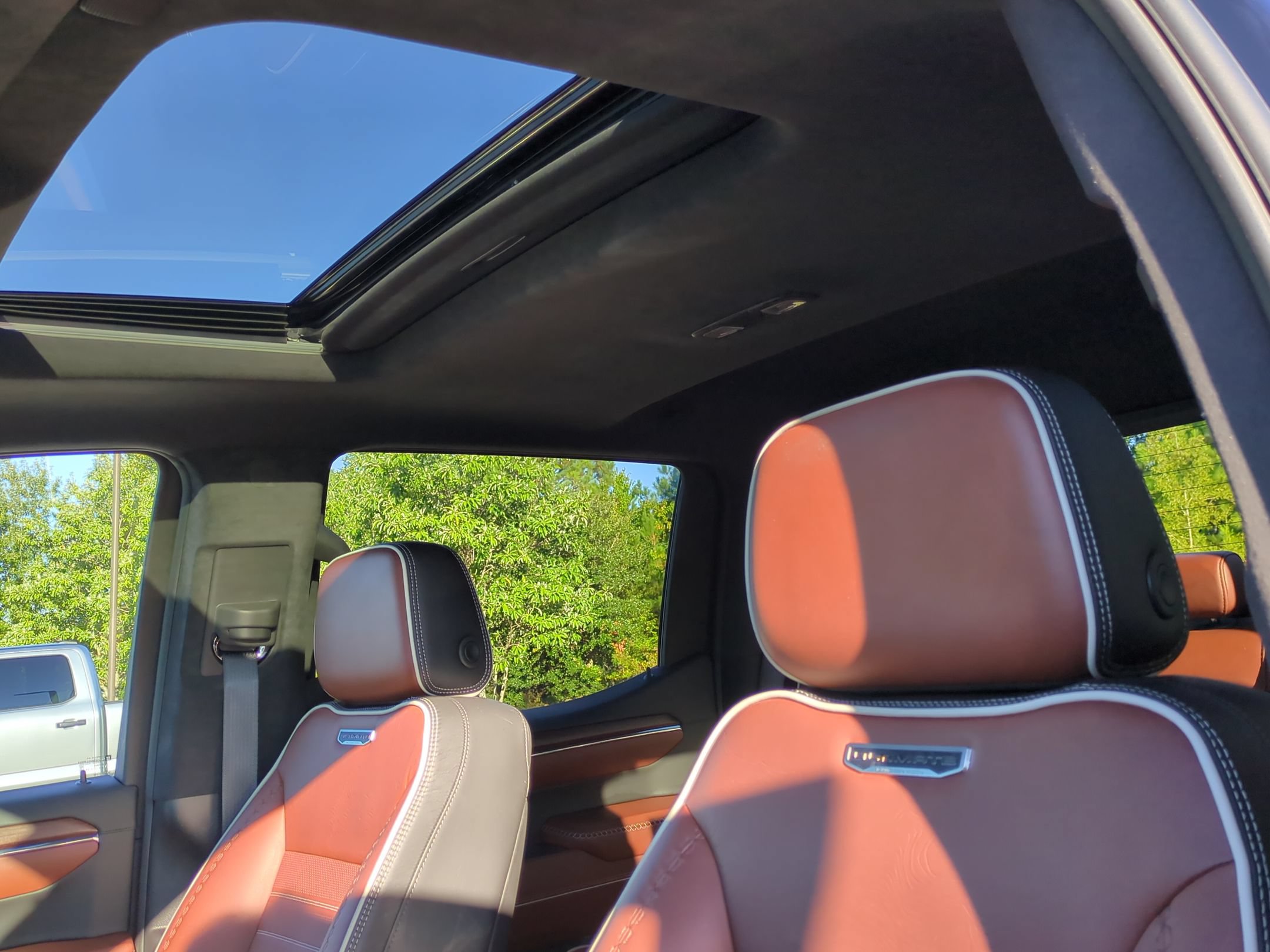 Used 2024 GMC Sierra 1500 Denali Ultimate AWD/4WD image 29