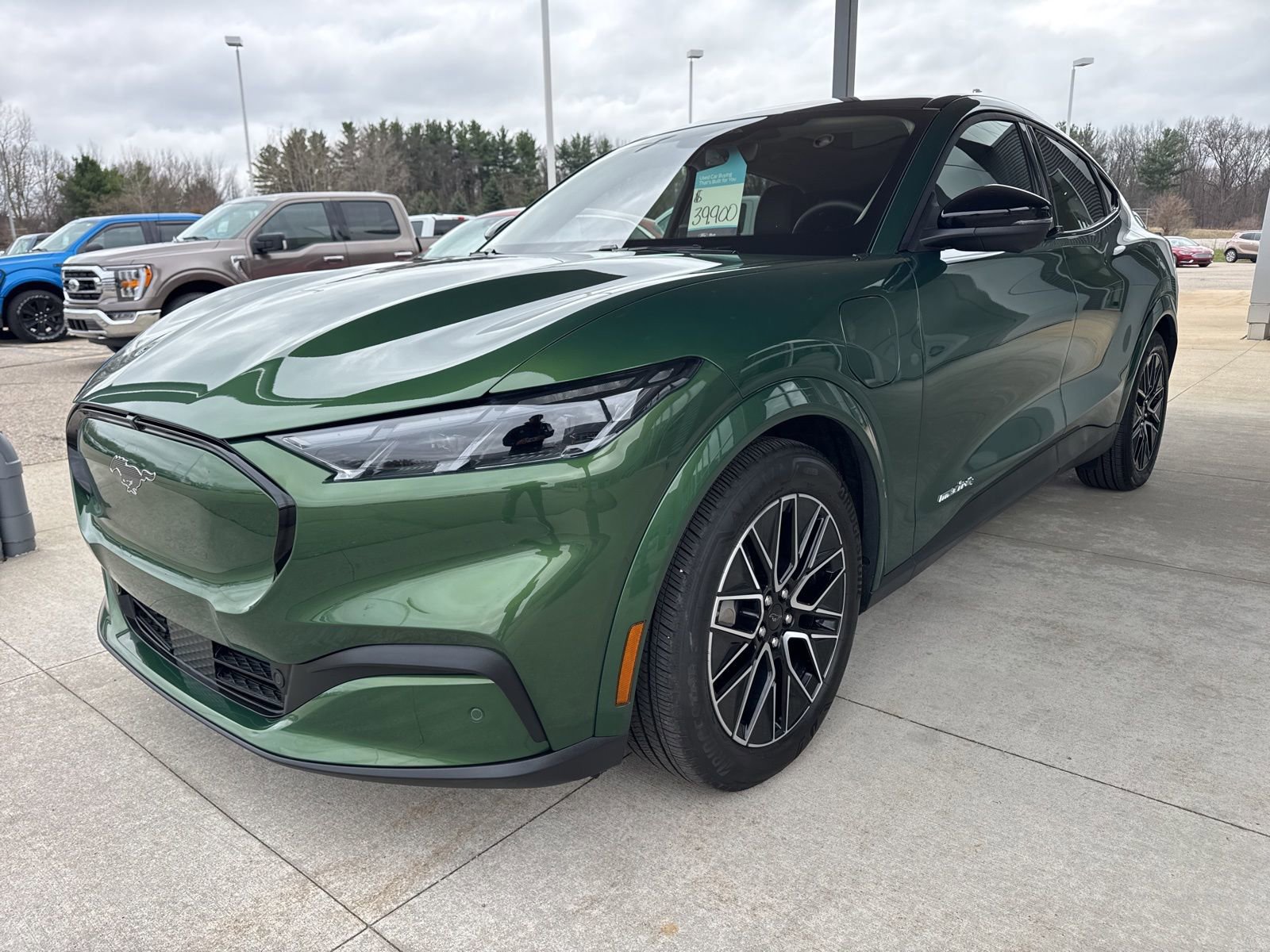 Certified 2025 Ford Mustang Mach-E Premium image 10
