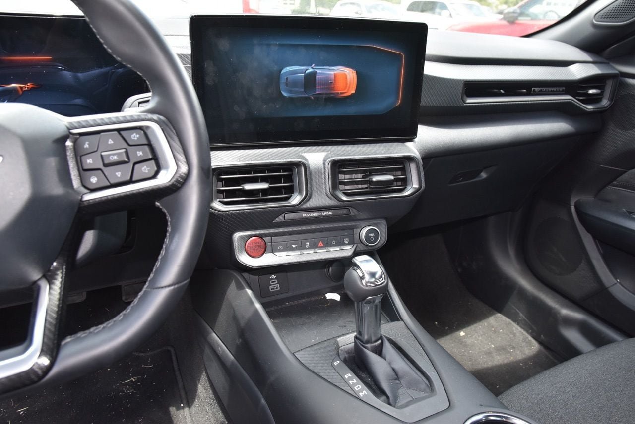 Certified 2025 Ford Mustang GT RWD image 9