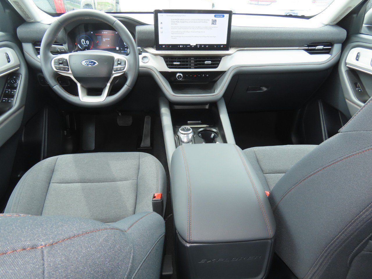 Certified 2025 Ford Explorer Active RWD image 25