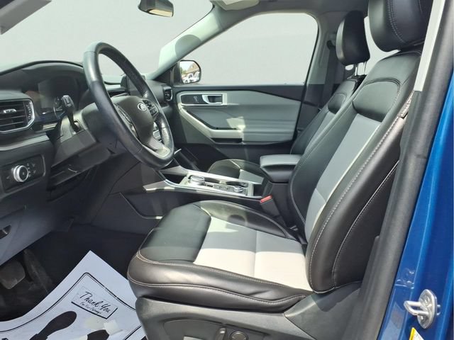 Certified 2022 Ford Explorer XLT w/ Equipment Group 202A AWD/4WD image 13