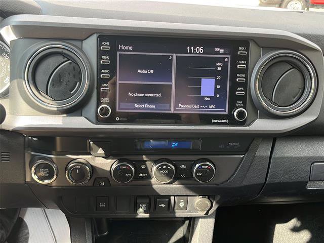 Used 2023 Toyota Tacoma TRD Off-Road AWD/4WD image 17