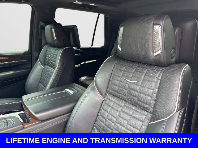 Used 2021 Cadillac Escalade Premium Luxury Platinum RWD image 23