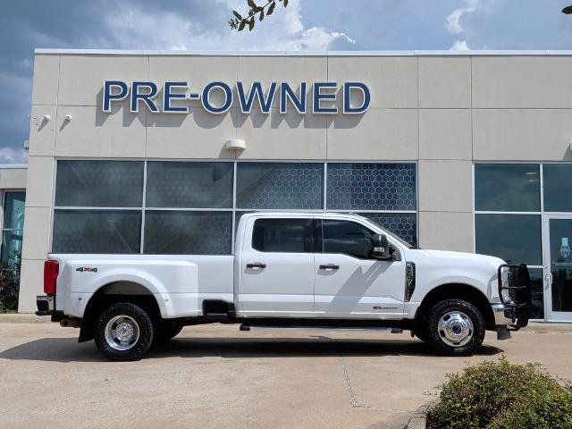 Certified 2023 Ford F350 XLT AWD/4WD image 2
