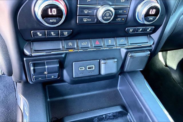 Used 2020 GMC Sierra 1500 SLT image 25