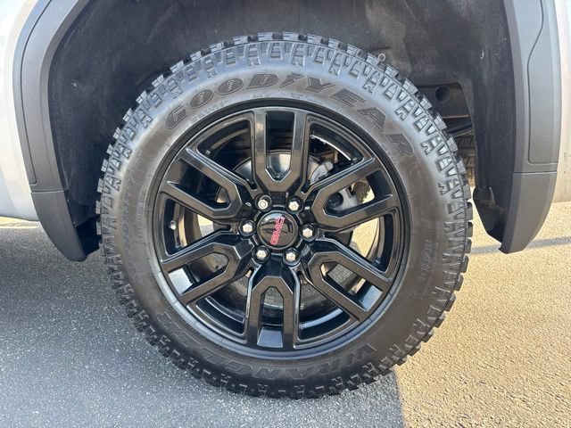 Used 2021 GMC Sierra 1500 Elevation RWD image 11
