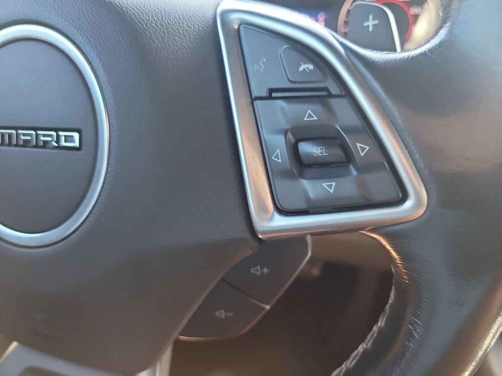 Used 2020 Chevrolet Camaro LT RWD image 25