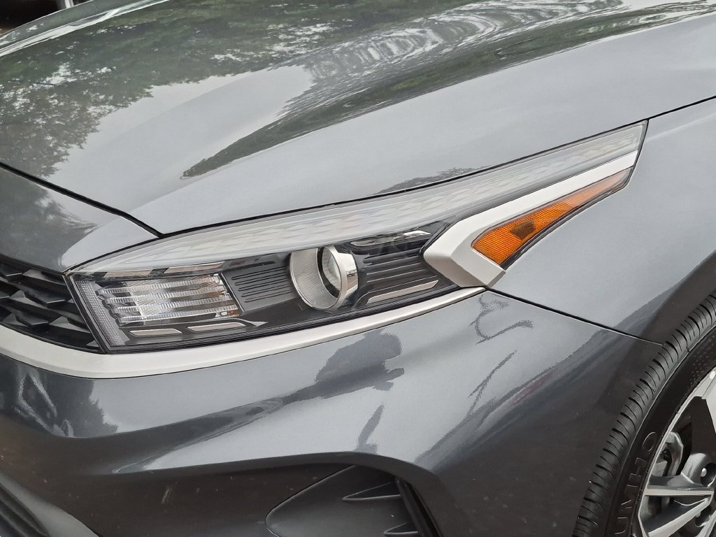 Used 2024 Kia Forte LXS FWD image 3