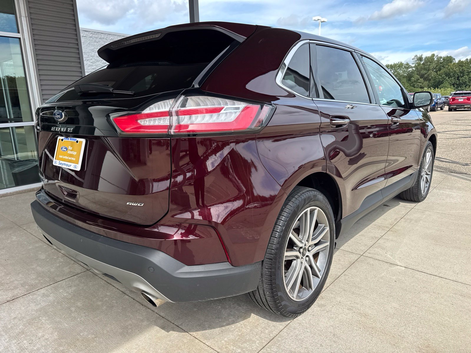 Certified 2024 Ford Edge Titanium w/ Equipment Group 301A AWD/4WD image 8