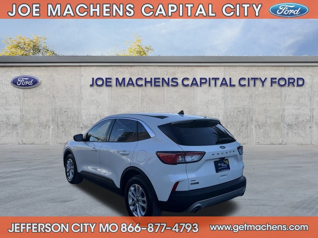 Certified 2022 Ford Escape SE w/ Convenience Package image 3