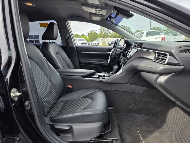 Used 2019 Toyota Camry SE FWD image 25