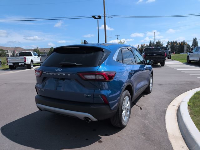 Certified 2023 Ford Escape Active AWD/4WD image 5