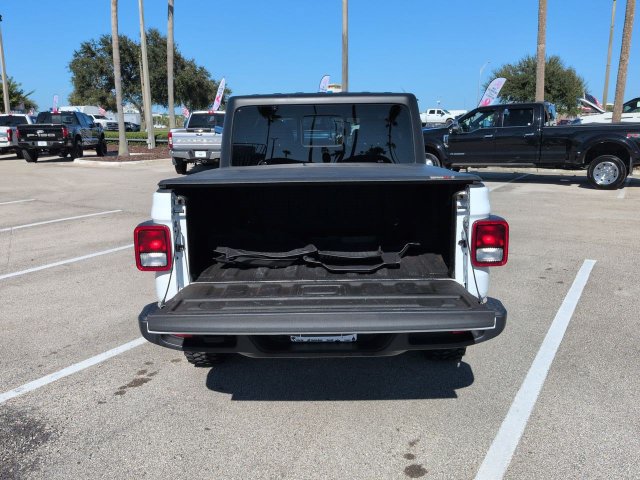 Used 2023 Jeep Gladiator Sport AWD/4WD image 13