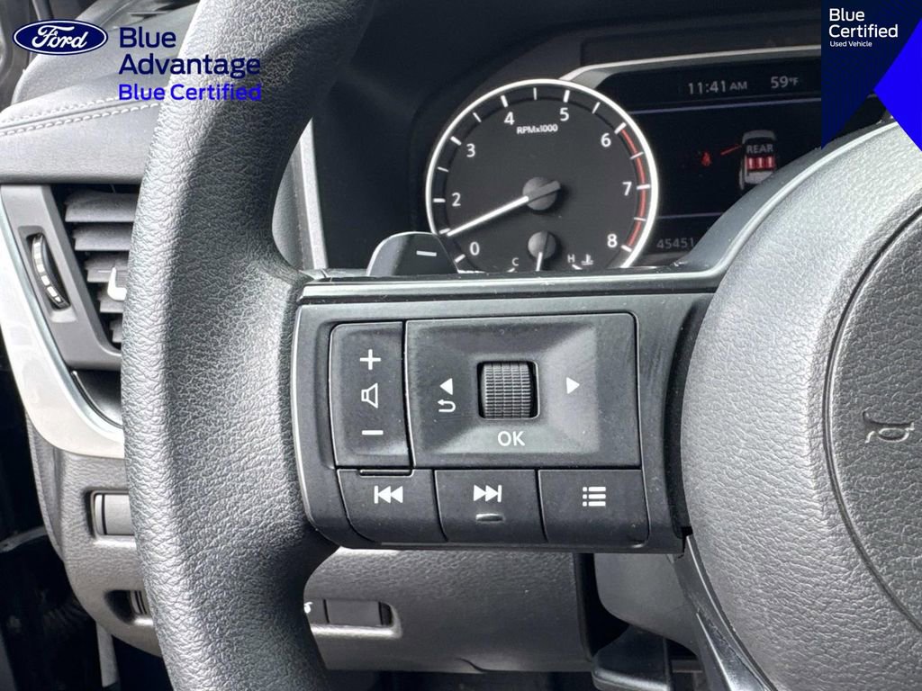 Used 2024 Nissan Rogue SV FWD image 20