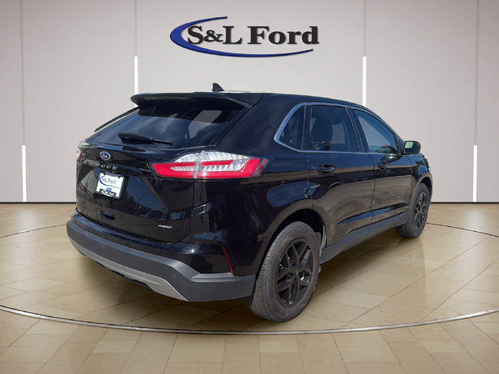 Certified 2024 Ford Edge SEL AWD/4WD image 7