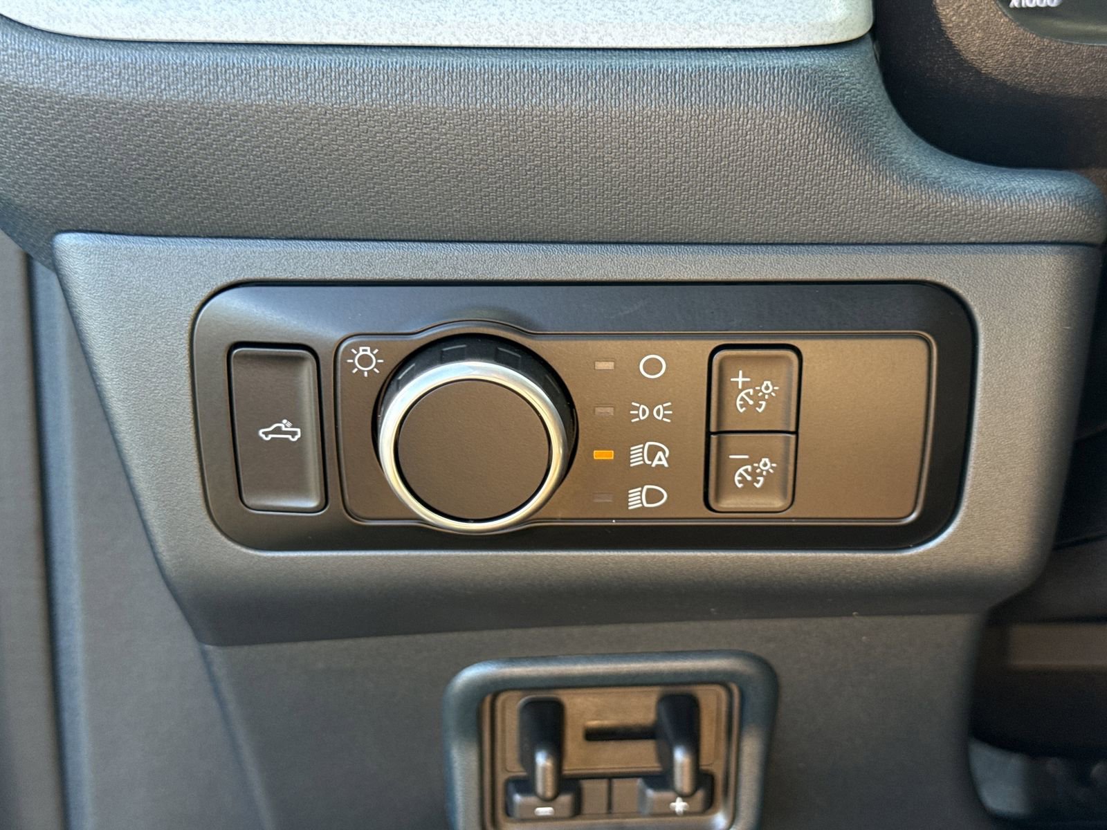 Certified 2024 Ford Maverick Lariat w/ 4K Tow Package image 24