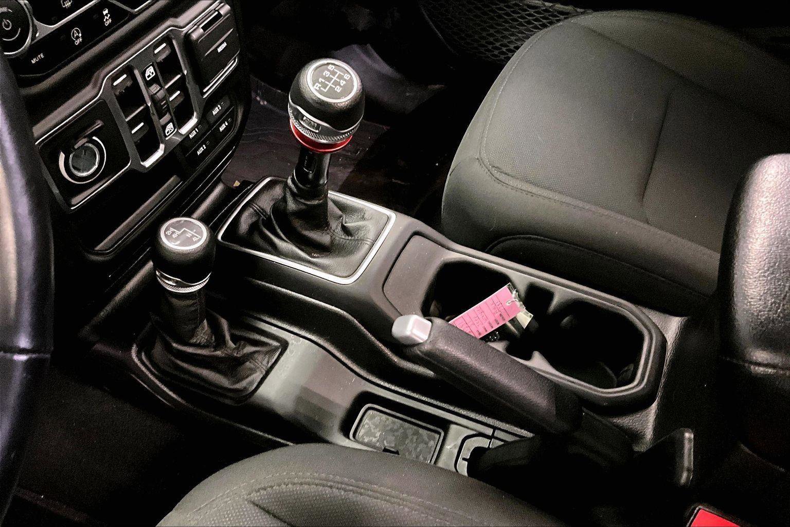 Used 2021 Jeep Wrangler Unlimited Willys image 16